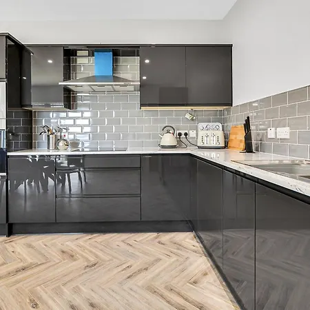 Bayview 3-bedroom Sea View דירה