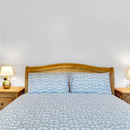 Bayview 3-bedroom Sea View דאונינגס